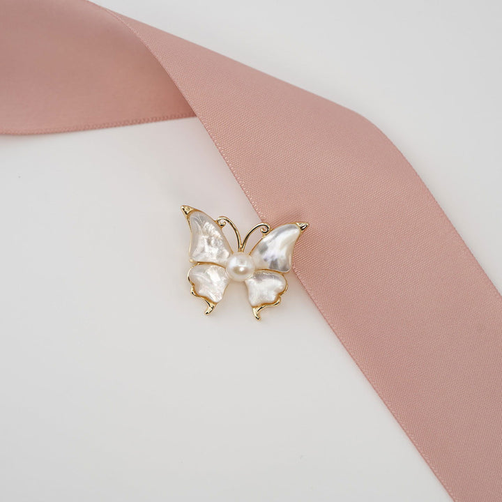 Beautiful Memory - Pearl Butterfly Brooch - Company U - #tag1# - #tag2# - #tag3#