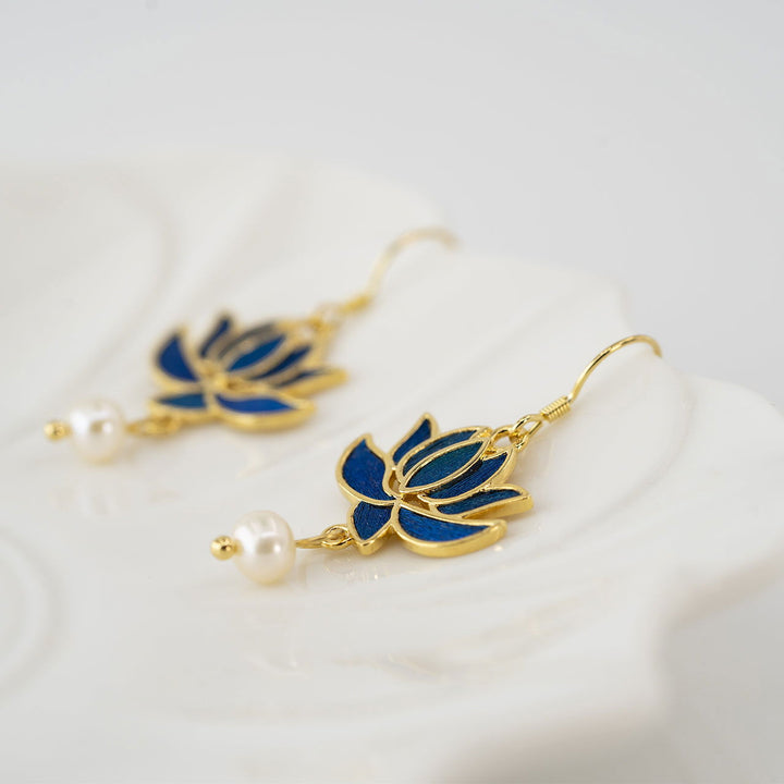 Diancui Lotus Earrings - Silver, Gild & Pearls - Company U - #tag1# - #tag2# - #tag3#