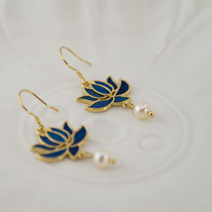 Diancui Lotus Earrings - Silver, Gild & Pearls - Company U - #tag1# - #tag2# - #tag3#
