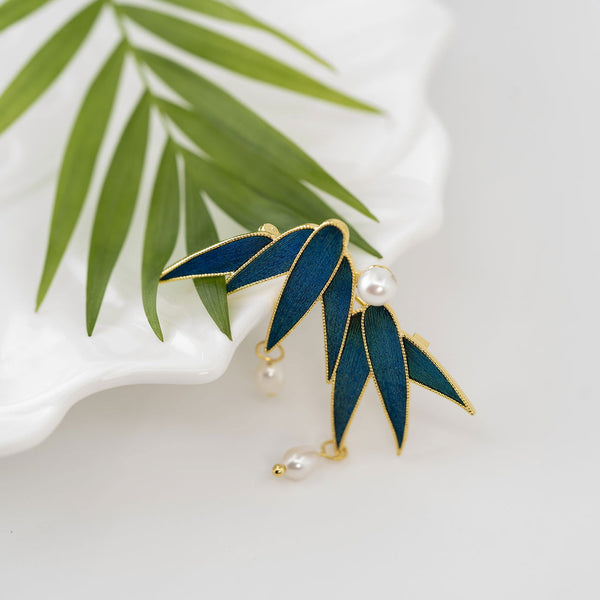 Gradient Bamboo Leaf Brooch - Kingfisher Feathers - Company U - #tag1# - #tag2# - #tag3#