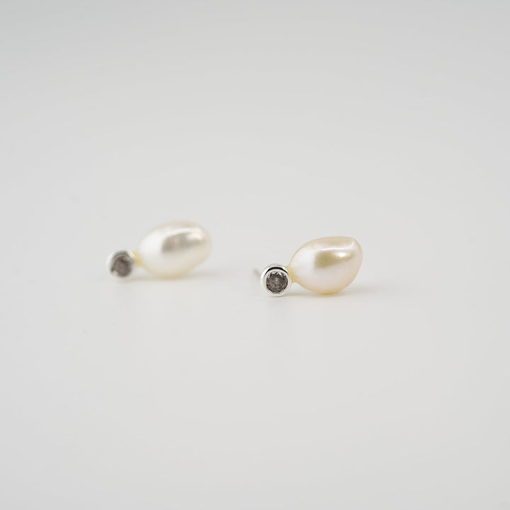 Natural Pearls Earring - Company U - #tag1# - #tag2# - #tag3#